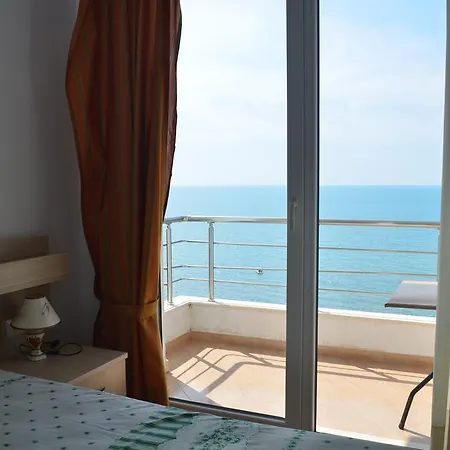 Sunshine 3* Durrës