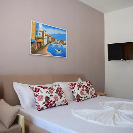 Sunshine 3* Durrës