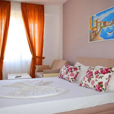 Sunshine 3* Durrës